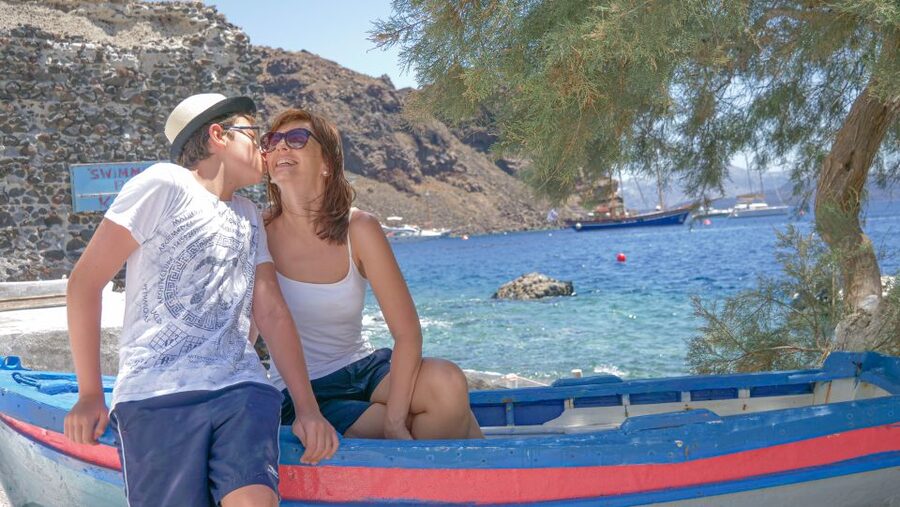 Santorini 2-Day Combo: Volcano Boat Cruise & Island Bus Tour - What to bring: shoes, towels, cash, and water that you can actually drink