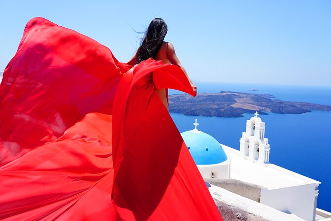 Santorini 2h Private Flying Dress Photoshoot with Transportation - Who this session is best for (and who should think twice)
