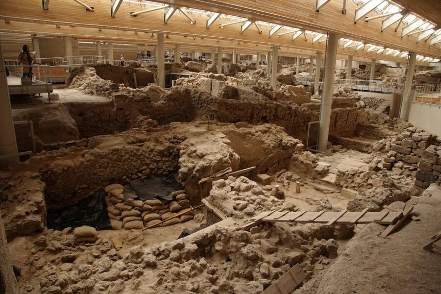 Santorini: Akrotiri Entry Ticket and Audio Guide - Key highlights to expect