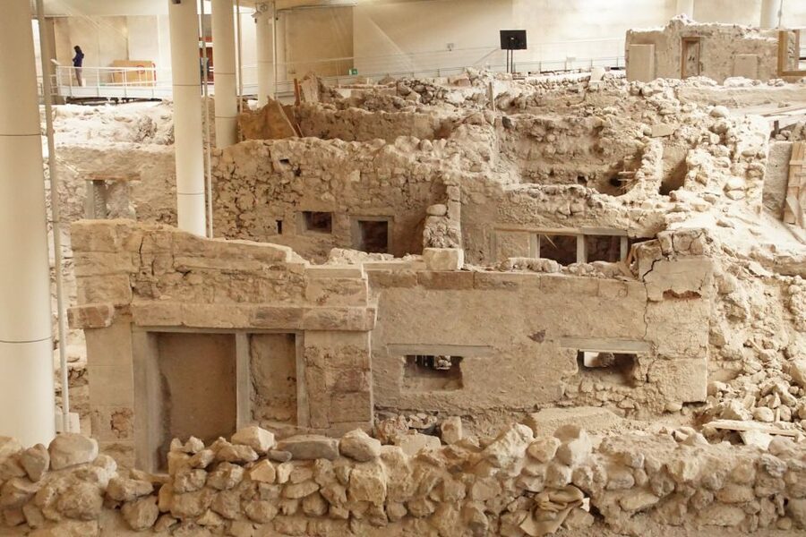 Santorini: Akrotiri Entry Ticket and Audio Guide - Before You Go: Download the Offline Tour and Save Your Battery