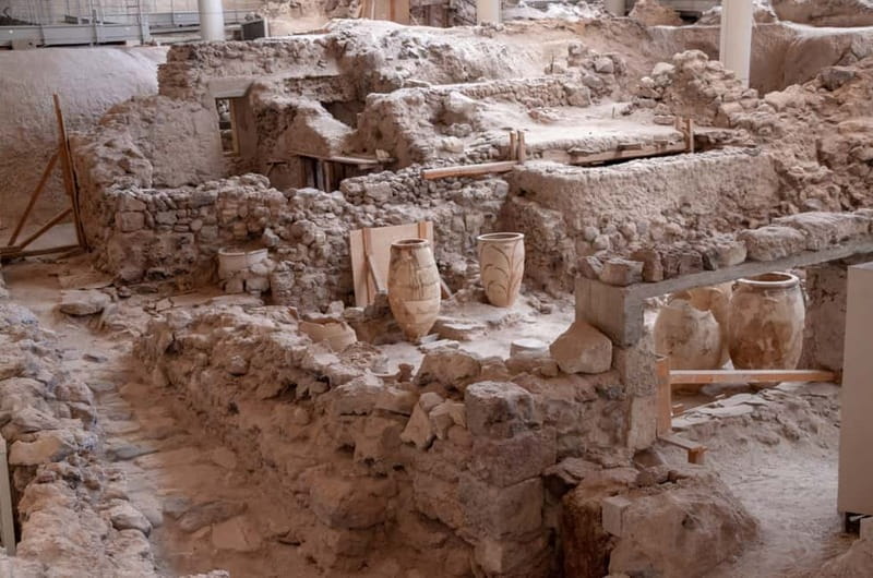 Santorini: Akrotiri Ticket with Optional Self-Guided Audios - The big shelter, suspended walkways, and why this design makes ruins easier to enjoy