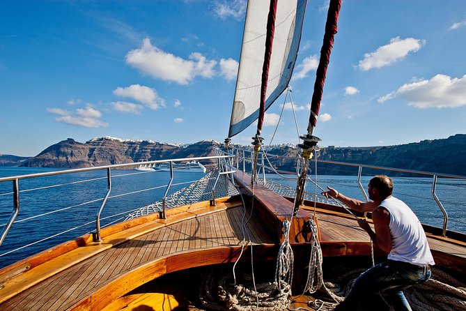 Santorini Caldera Sunset Sailing Cruise with Dinner and Wine - Packing and Comfort Tips That Save the Day