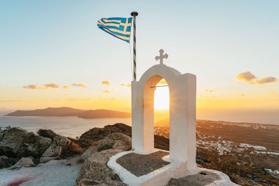 Santorini: Caldera Trail Guided Hike and Sunset Viewing - Skipping Crowds Is Possible, If You Time It Right