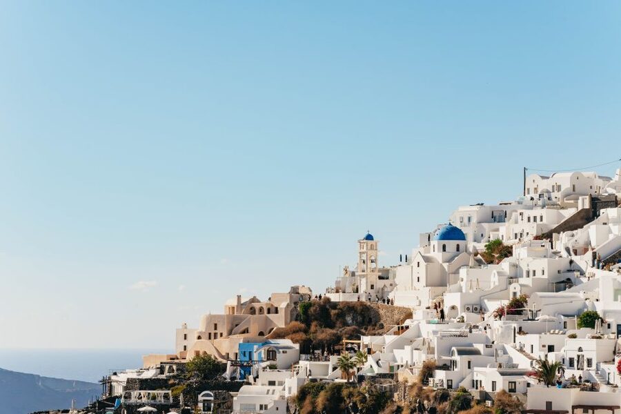 Santorini: Caldera Trail Guided Hike and Sunset Viewing - Guides, Pace, and the Value of Real-Time Help