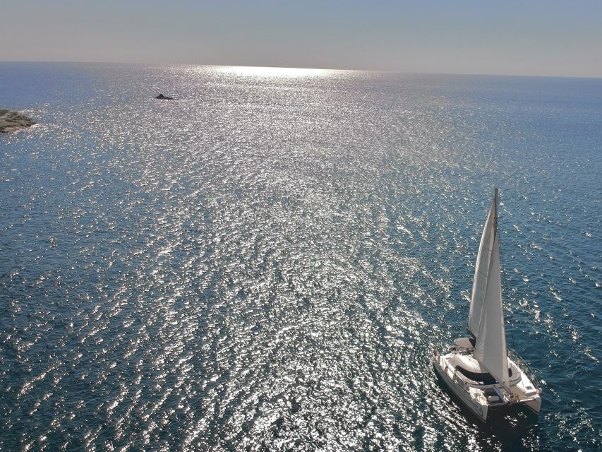 Santorini: Catamaran Cruise with Food and Drinks - Who this cruise is best for, and who should be cautious