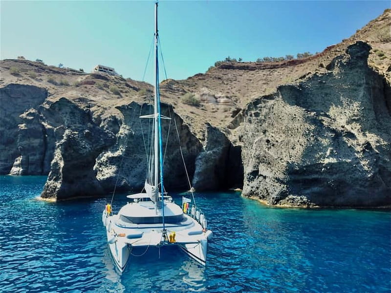 Santorini: Catamaran Cruise with Food and Drinks - What to pack and the boat rules that keep your day hassle-free
