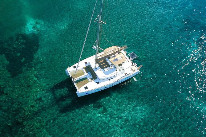 Santorini Classic Catamaran Cruise with BBQ, Drinks and Transfers - Food, Wine, and Drinks: The BBQ Includes the Stuff That Counts