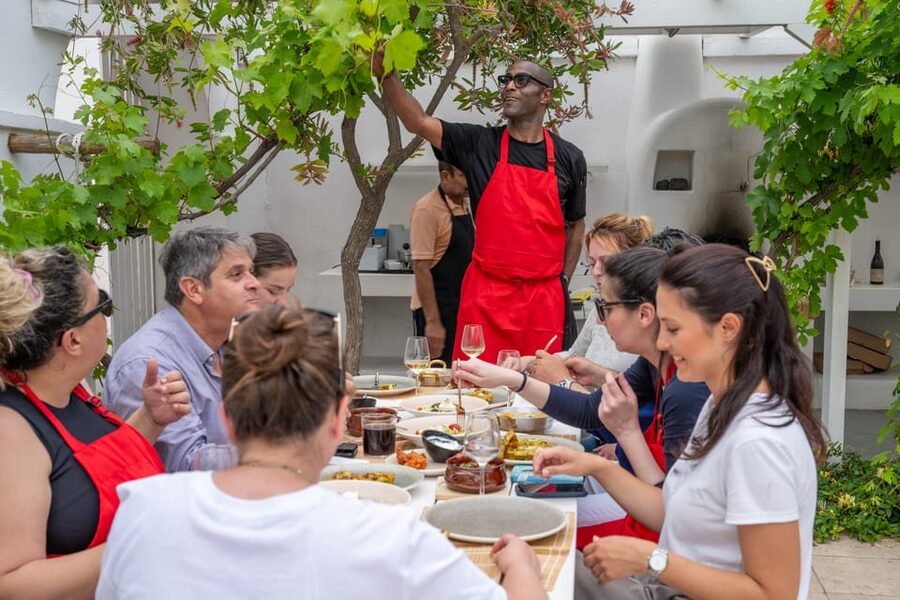 Santorini: Cooking Class with Lunch and Wine Tasting - Logistics that can trip you up: meeting point, pickup, and timing
