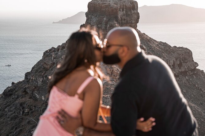 Santorini: Customized Private Photoshoot Walk in Oia - Posing help that feels natural, even if you hate cameras