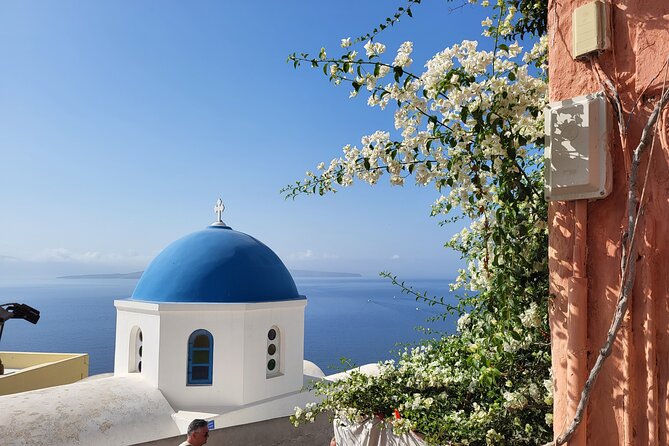 Santorini, Designed By You: Your Private Island Masterpiece. - Beaches in two moods: Red Beach to Perissa black sand