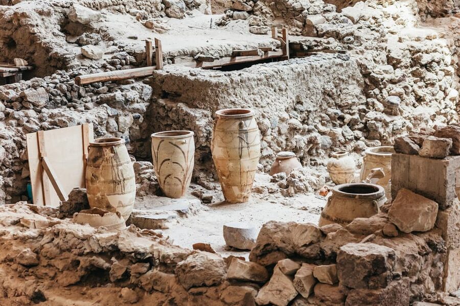 Santorini: Experience Akrotiri with a Licensed Tour Guide - Key things I’d clock before you go
