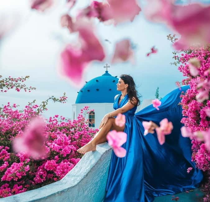 Santorini: Flying Dress Photoshoot with Edited Photos - How the 45 minutes typically plays out (and how to get more keepers)
