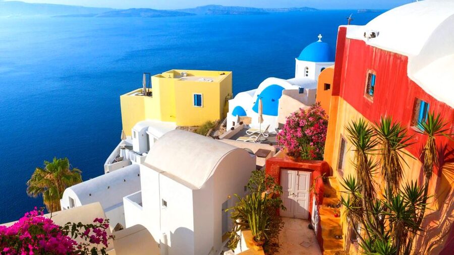 Santorini Guided Day Trip From Crete with Ferry Tickets - Fira: caldera views, shopping time, and a smart way to use your legs
