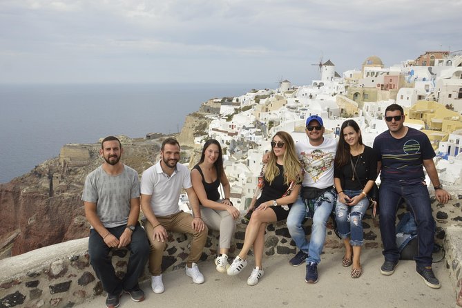 Santorini Highlights and Venetian Castles Small-Group Day Tour - Akrotiri Southern Views: Quick Caldera Photos With Minimal Fuss