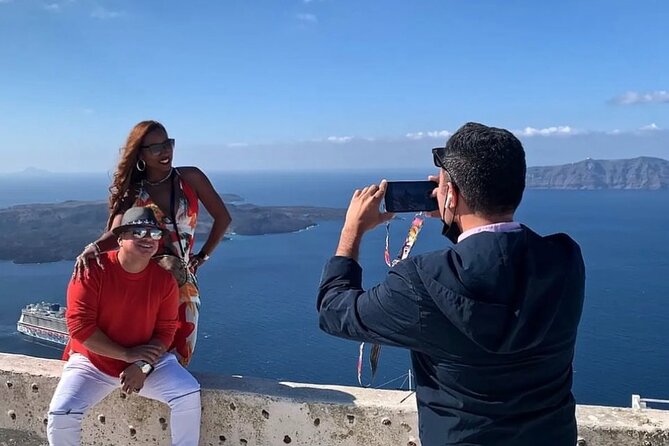 Santorini in 5 hours: Oia, Traditional Villages & Black Beach - Stop 5, Perivolos Black Beach: Swim Time, Water Sports Options, and a Beach Lunch Plan