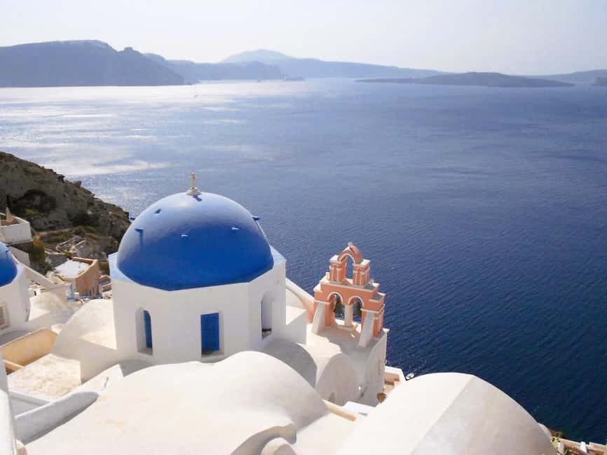 Santorini Island Tour for Cruise Travelers - Small Group - Walking time, cobblestones, wind, and who this tour suits