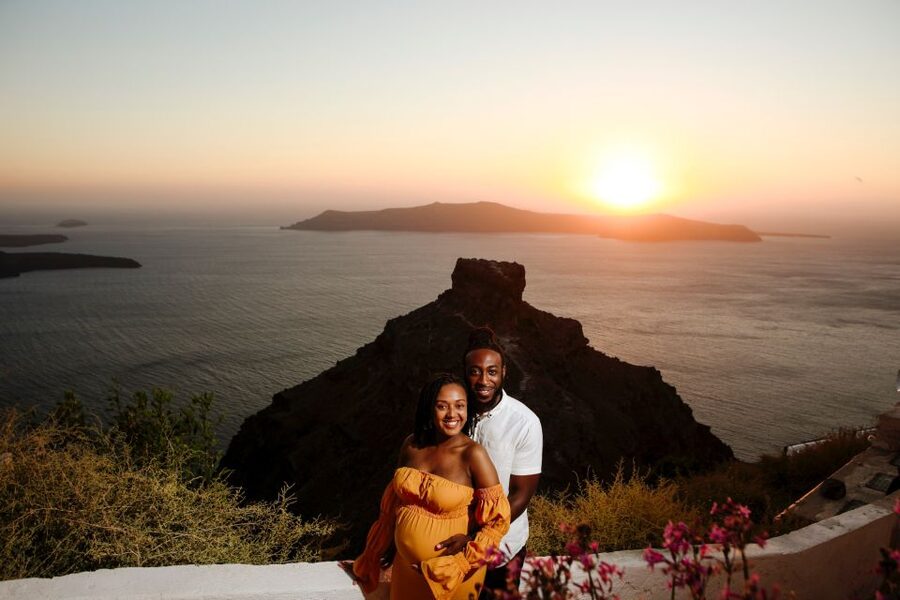Santorini: Photo Shoot with a Private Vacation Photographer - Price and Value: Paying for a Pro, Not a Crowd
