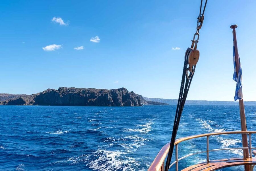 Santorini Port: Cruise to Volcano, Hot Springs & Thirassia - Key things I’d plan for