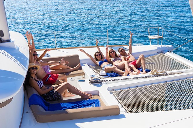 Santorini Private Catamaran Cruise with BBQ, Open Bar & Transfers - Mesa Pigadia and Indian Rocks: when the views are the entertainment