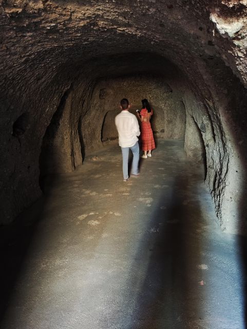 Santorini: Private Sightseeing Tour with Local Guide - Key highlights at a glance