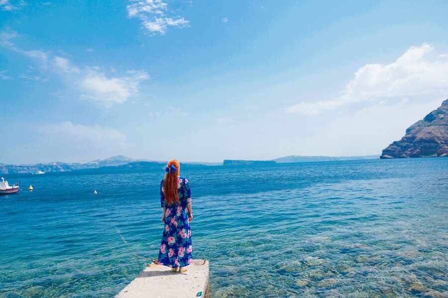 Santorini: Romantic Sunset Caldera Cruise with Dinner - Athinios Pickup, Bus Ride, and Boarding the King Thiras