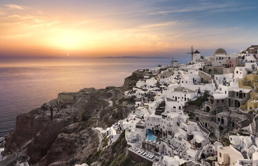 Santorini: Romantic Sunset Caldera Cruise with Dinner - Should You Book This Santorini Romantic Sunset Caldera Cruise?