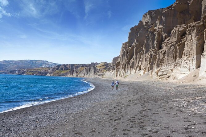 Santorini Sea Kayak - South Discovery, Small Group incl. Sea Caves and picnic - Key highlights you should care about