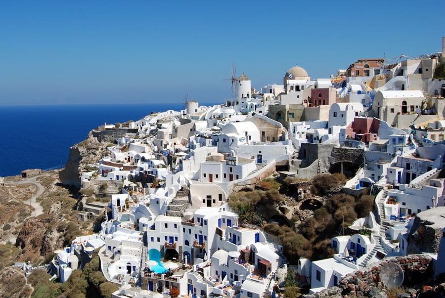 Santorini: Shore Excursion to Oia for Cruise Ship Passengers - Where Fira Fits In, and What the Cable Car Really Means