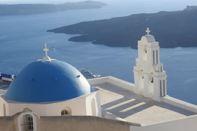 Santorini Sightseeing Half Day Small Group Tour - Guides and drivers: what makes the information stick