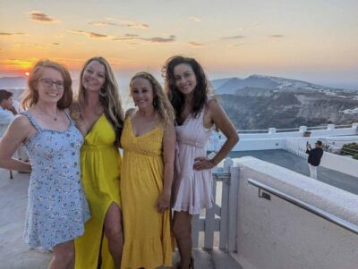Small-Group Sunset Wine Tour with Santo Winery