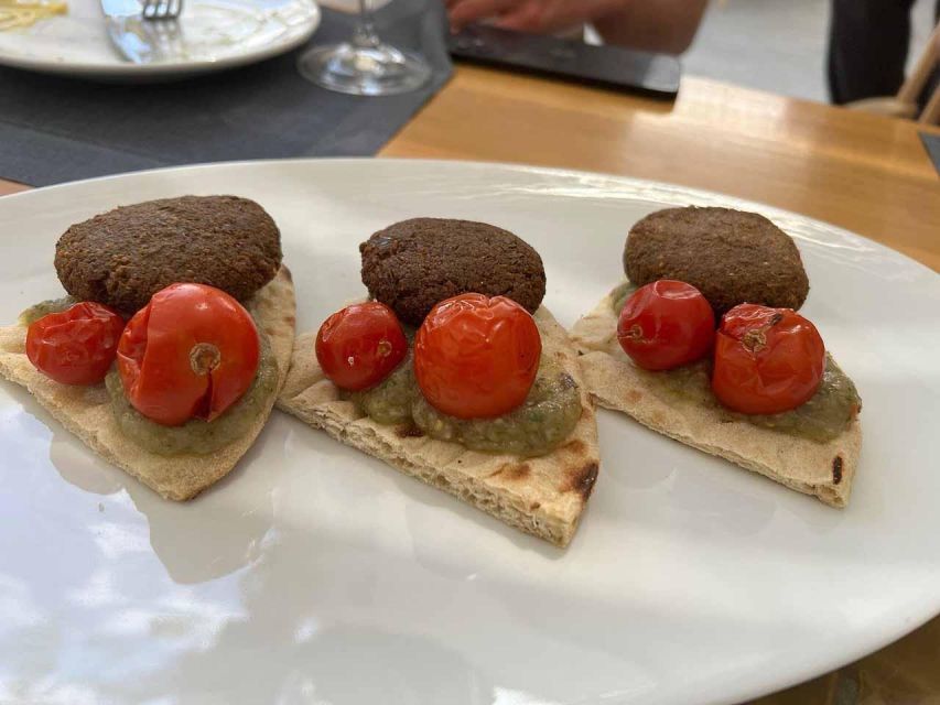 Santorini: Small-Group Sunset Wine Tour with Santo Winery - The 12-Wine Lineup: Assyrtiko, Nykteri, and the Sweet Finish