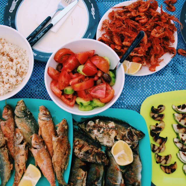 Santorini Sunset Fishing Trip with Dinner and Drinks - Key points before you go