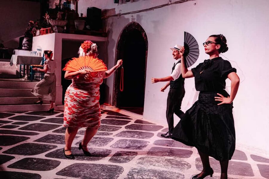 Santorini: The Greek Wedding Show - Timing, seating, and how to dress for an outdoor show