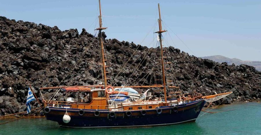 Santorini: Thirassia Islands and Volcano Guided Cruise - Nea Kameni lava island: what the crater walk is really like