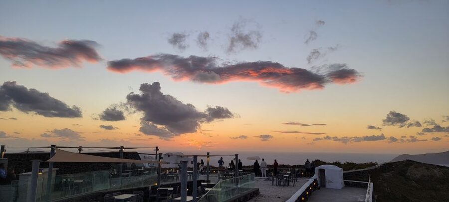 Santorini: Three Wineries and One Brewery Tour with Tastings - Pairings That Actually Help You Taste