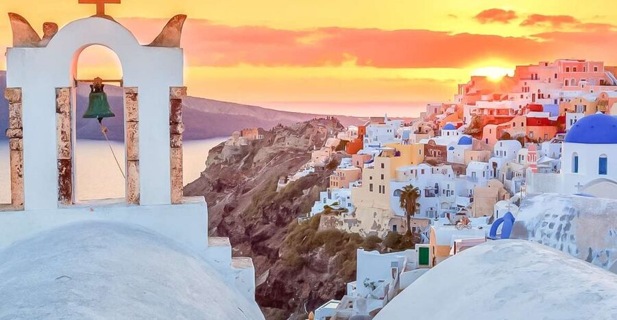 Santorini: Traditional Sightseeing Bus Tour with Oia Sunset - A full-day loop around Santorini, minus the driving headache