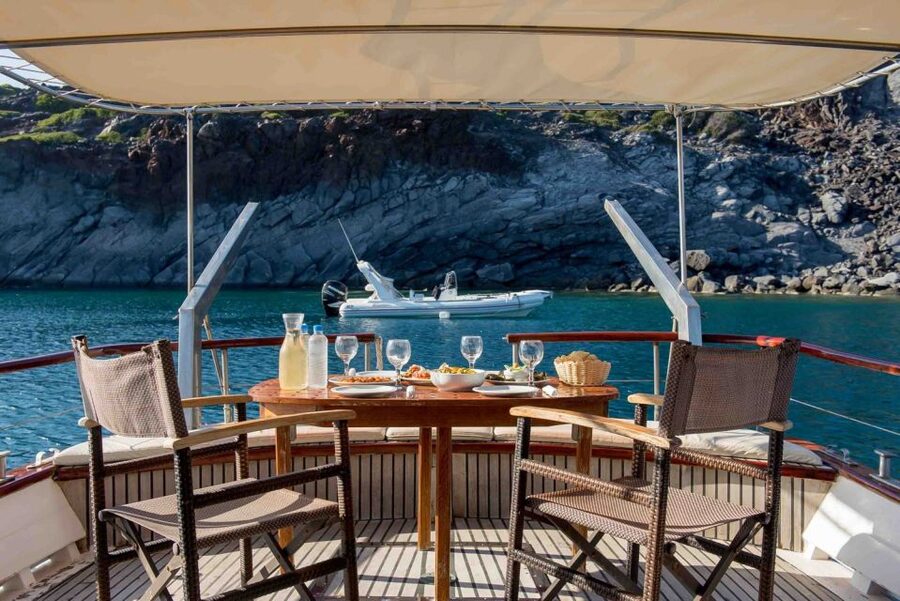 Santorini: Traditional Wooden Boat Tour with Meal and Wine - Greek Lunch or Dinner With Local White Wine (Included)