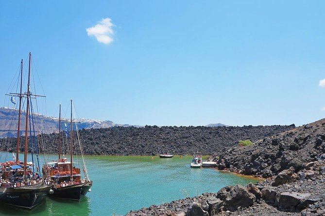Santorini Volcanic Islands Cruise: Volcano, Hot Springs and Thirassia - Start With the Right Pickup Stop at 8:25 to 9:10