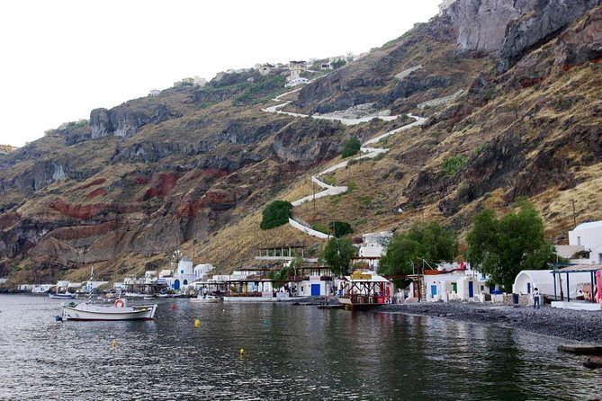 Santorini Volcanic Islands Cruise: Volcano,Hot Springs,Thirassia and Oia Sunset - What to pack for this Santorini volcanic day