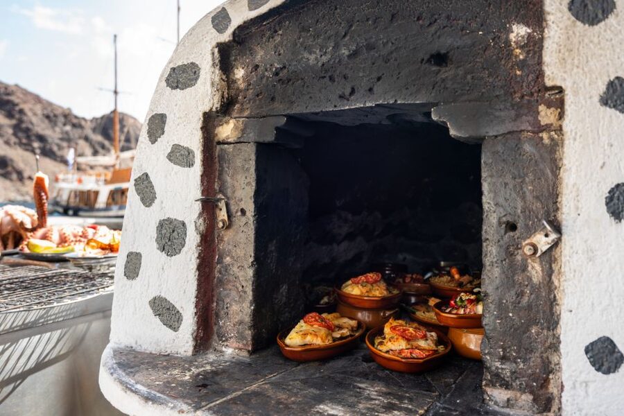 Santorini: Volcanic Islands Cruise with Hot Springs Visit - Key highlights