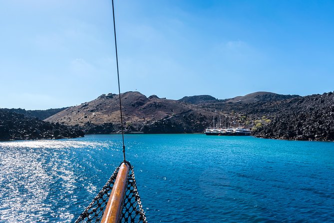 Santorini Volcano and Hot Springs Cruise Tour from Fira Old Port - The €5 volcano admission and what it changes for your budget