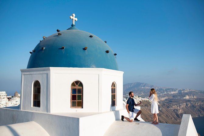 Santorini Walking Tour with a Personal Photographer - Imerovigli in the evening: calmer posing with similar style