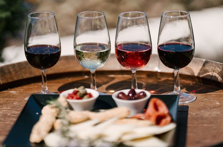 Santorini: Wine Tasting Tour to 3 Wineries with Transfer - What you taste: a mix of whites, reds or rosés, and dessert wines