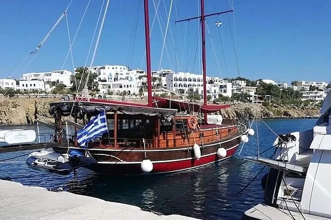 SEMIPRIVATE GALATEA tour Antiparos-Blulagoon-Despotiko-FREE DRINK - Stop 1 in Antiparos: Sostis or Faneromeni for swimming and snorkeling
