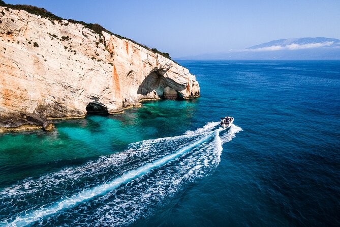 Shipwreck and Blue Caves - Private Speedboat Tour (up to 6 pax) - Who this tour suits best