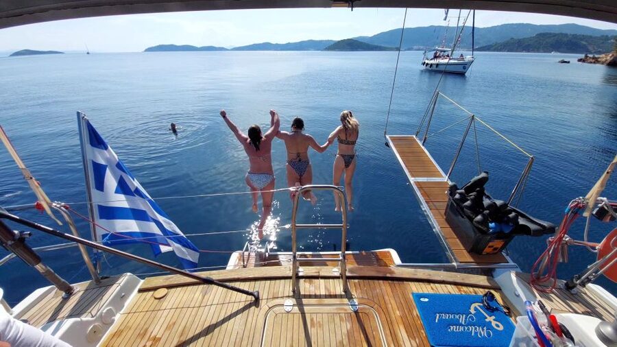 Skiathos: Full-Day Sailing Cruise with Lunch - Kastani Beach (Mamma Mia) without the chaos