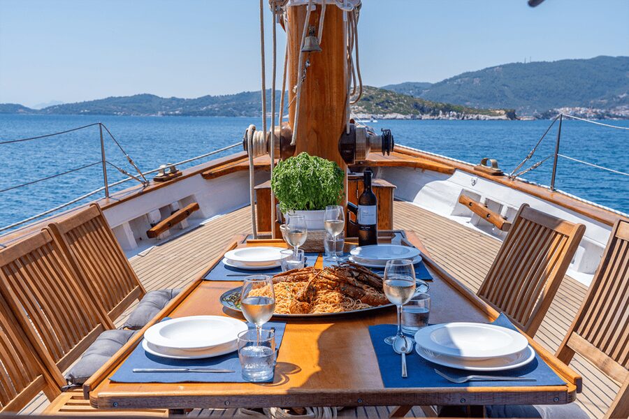 Skiathos: Wooden Sailboat Full- or Half-Day Trip with Meal - Private Sailing: Customize the Day for Weddings and Big Groups