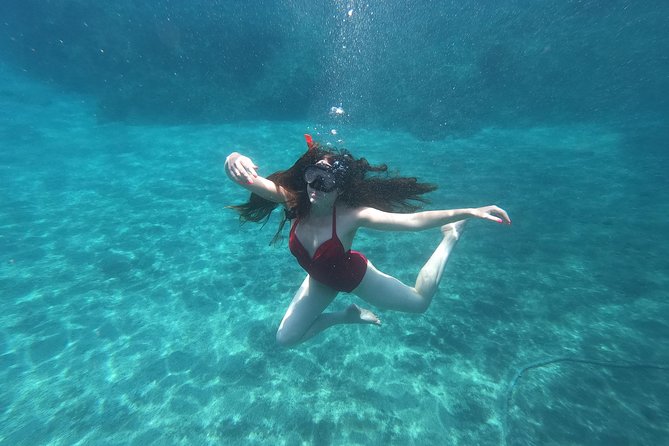Small-Group Santorini Sea Caves Kayak Trip with Snorkeling & Picnic - Getting Picked Up and Getting to the Water on Time