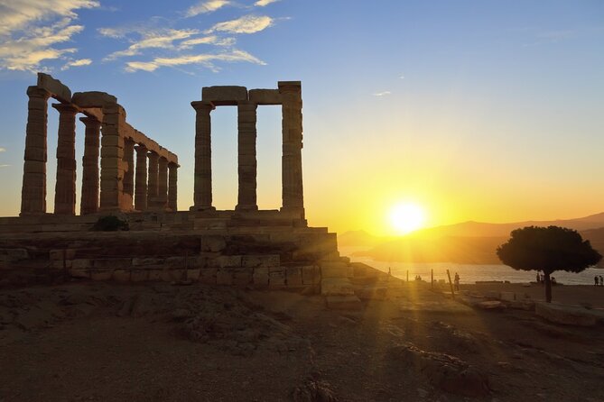 Sounio Sea Kayak Tour to the Temple of Poseidon full program - Sounio Beach, the meeting spot, snacks, and the meal that anchors the day