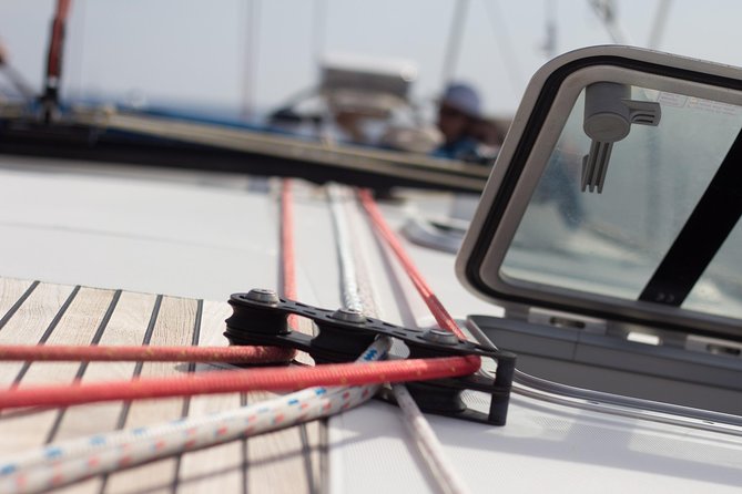 Sunset Caldera Sailing Cruise - Small-group comfort: why the boat feels friendlier than big tours